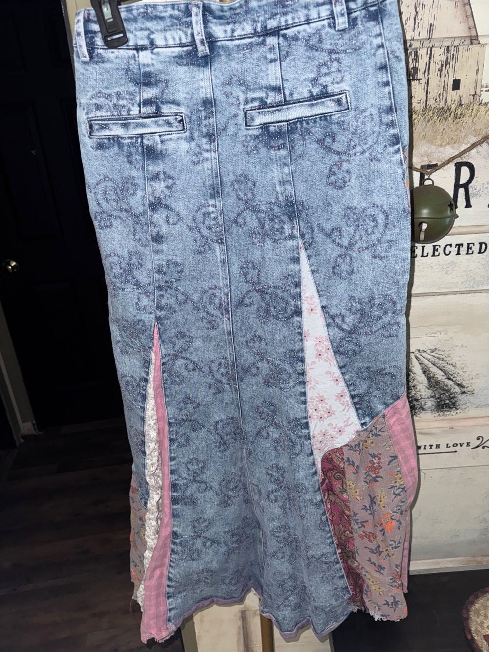 Blue velvet Patchwork Midi Skirt with Pink Accents - Picture 4 of 4